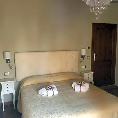 La Loggia E L'orologio