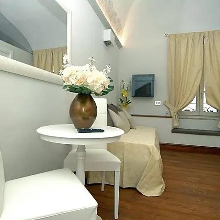 B&B La Loggia E L'orologio