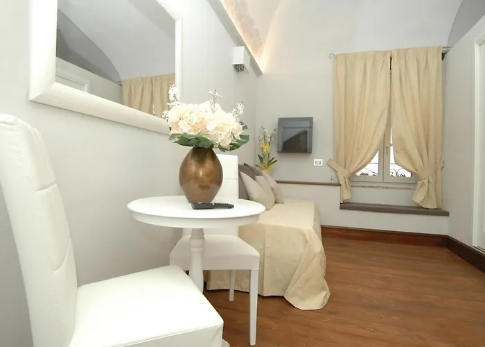 La Loggia E L’orologio Bed & Breakfast